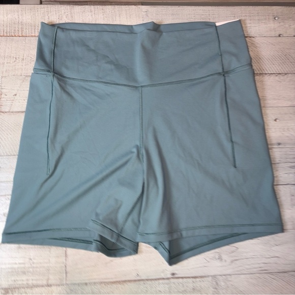 NWT! Women’s Calia Puya Green 5” Inseam Inspire High Rise Bike Short Size XXL - Picture 2 of 15